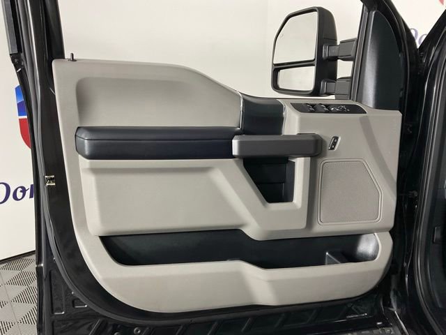 Certified 2020 Ford F250 XLT w/ Tremor Off-Road Package image 11