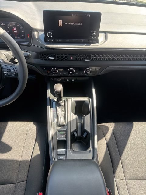 Used 2025 Honda Accord SE image 28