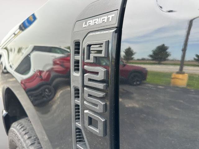 Certified 2025 Ford F250 Lariat w/ Lariat Ultimate Package AWD/4WD image 25