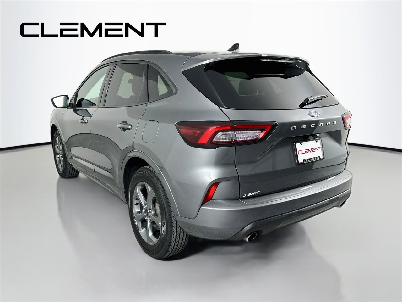 Certified 2024 Ford Escape ST-Line AWD/4WD image 10