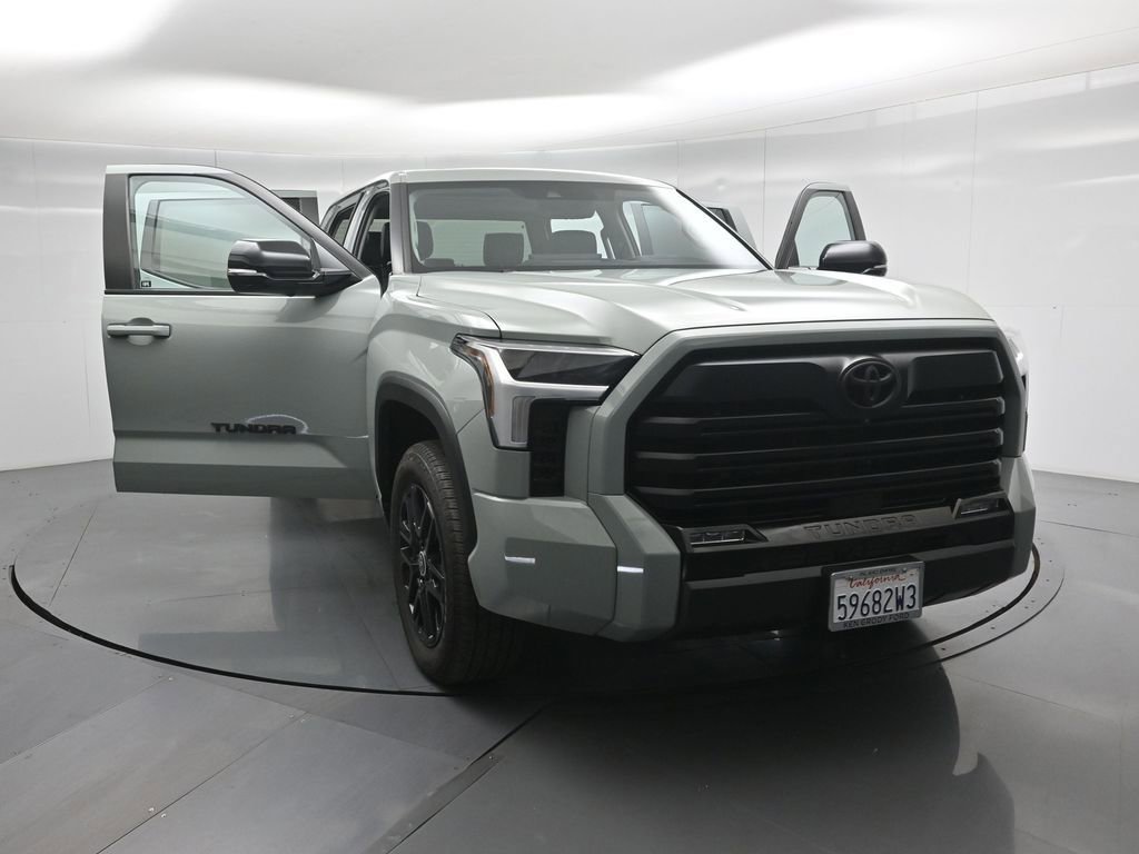 Used 2024 Toyota Tundra Limited image 34