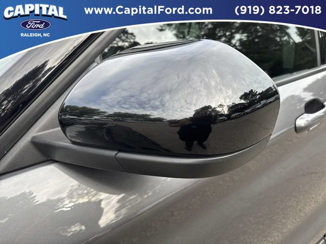 Certified 2022 Ford Explorer XLT w/ Equipment Group 202A AWD/4WD image 12