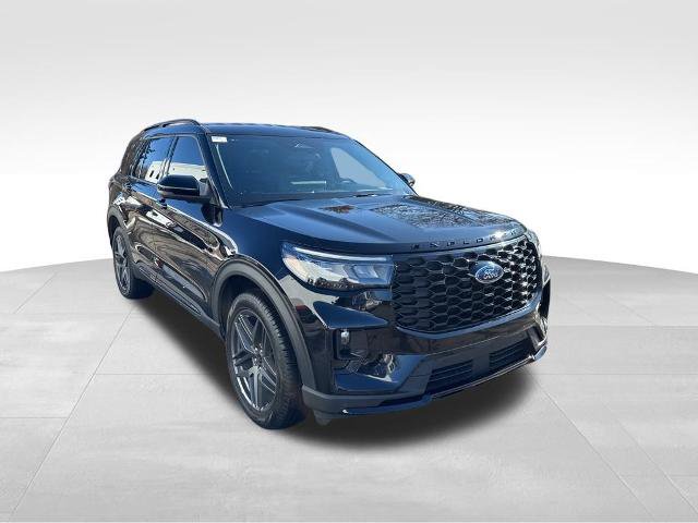 Certified 2025 Ford Explorer ST-Line w/ ST-Line Street Pack image 9