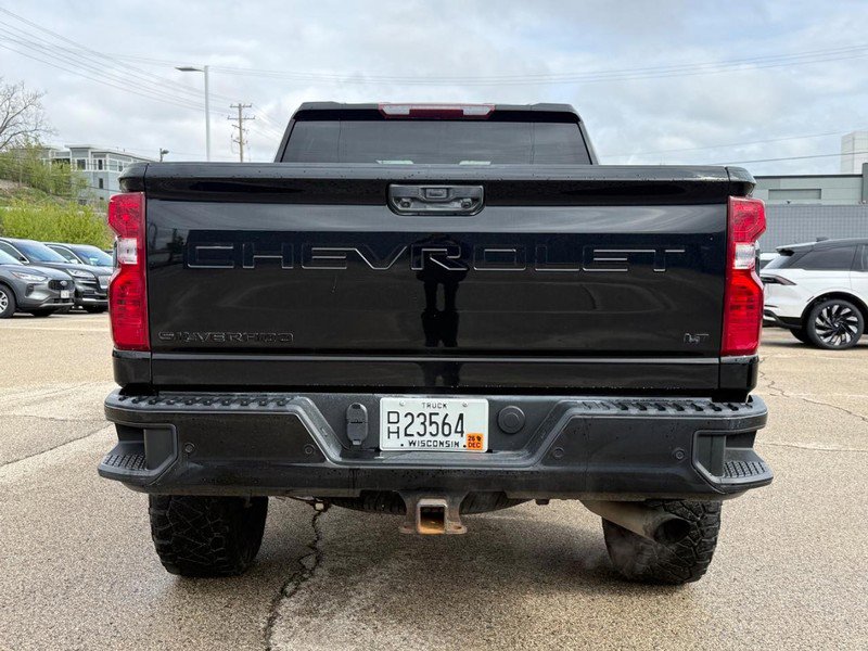 Used 2021 Chevrolet Silverado 2500 LT w/ Midnight Edition AWD/4WD image 5