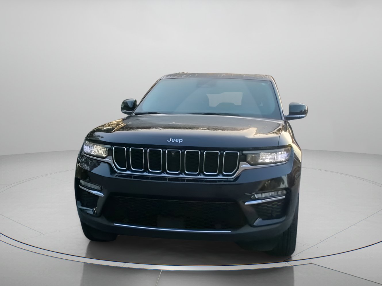 Used 2023 Jeep Grand Cherokee Limited w/ Luxury Tech Group II AWD/4WD image 8