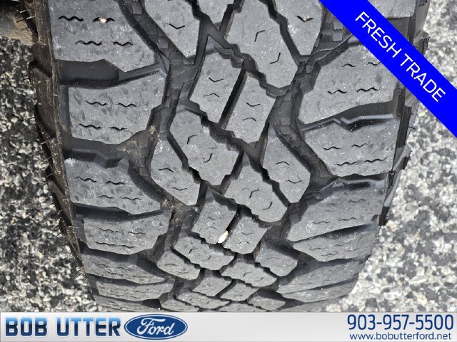 Certified 2022 Ford F250 Lariat w/ Tremor Off-Road Package AWD/4WD image 11