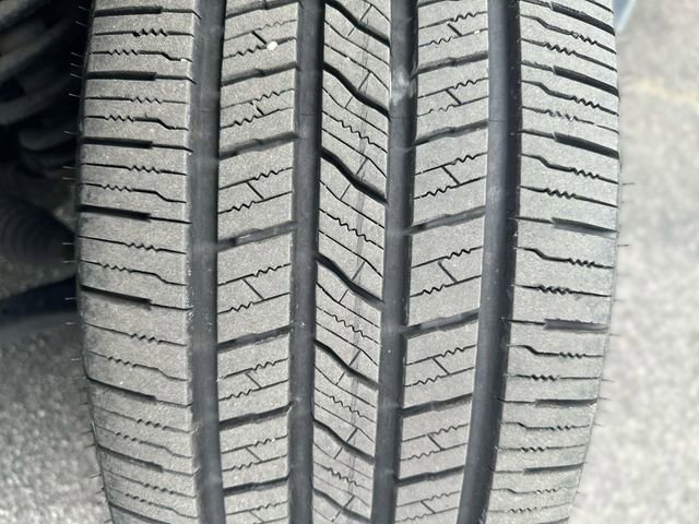 Certified 2021 Ford F150 XLT w/ Equipment Group 302A High image 11