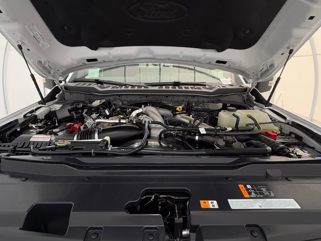 Certified 2025 Ford F450 King Ranch image 9