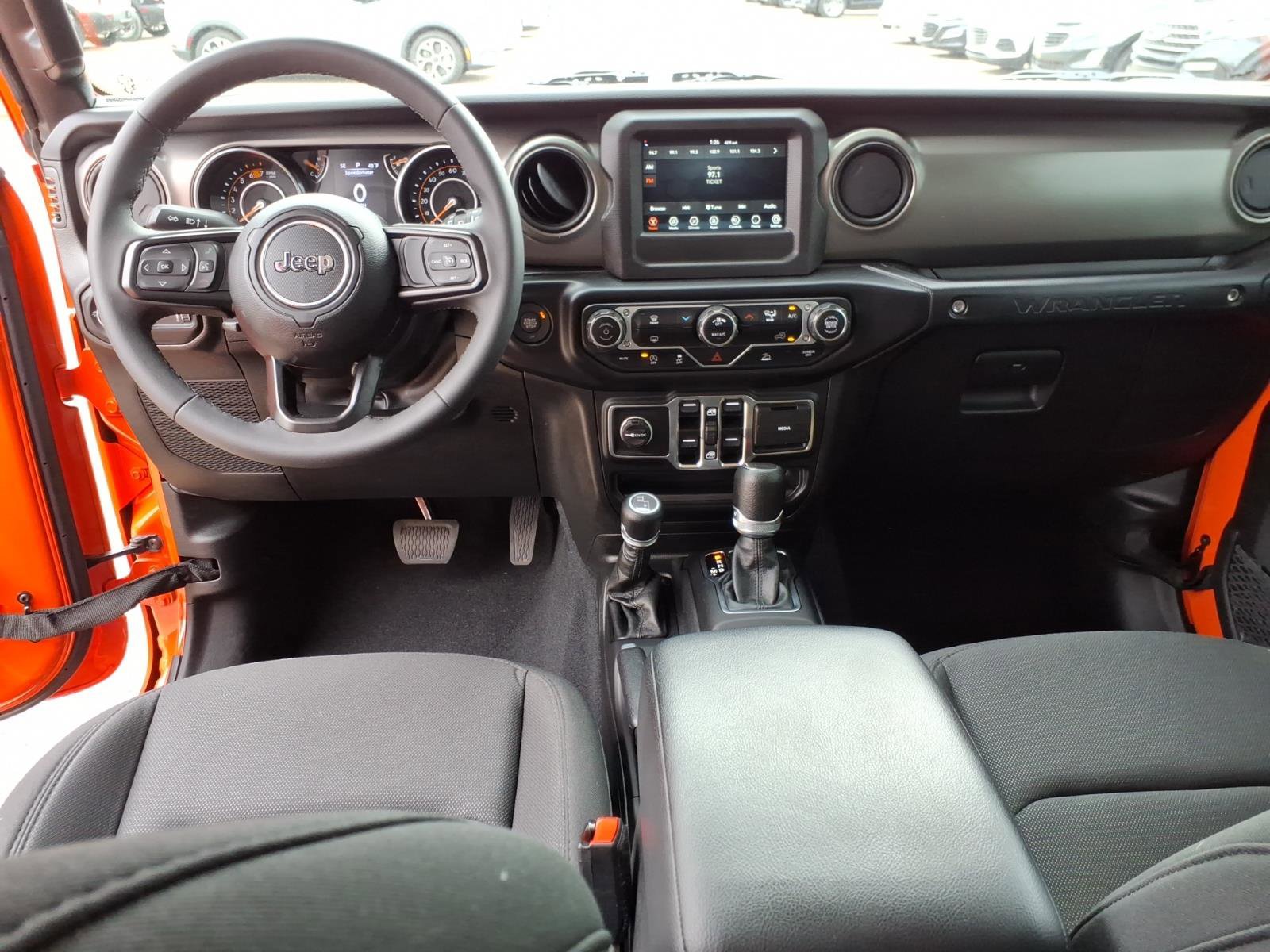 Used 2023 Jeep Wrangler Unlimited Sport AWD/4WD image 15