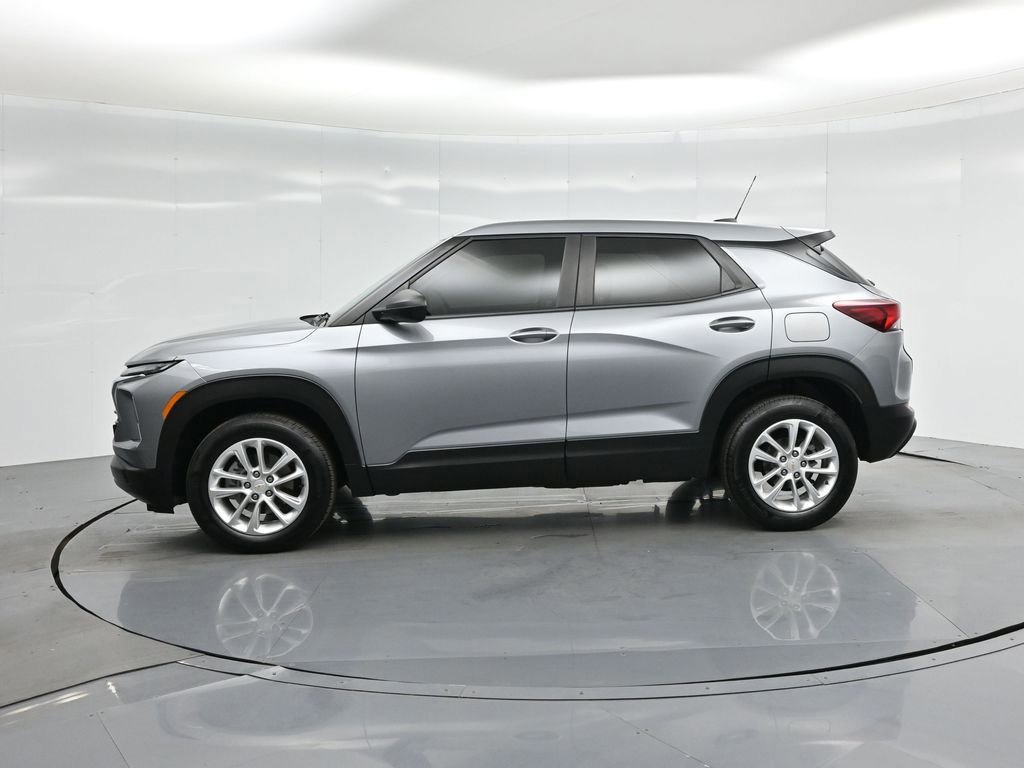 Used 2024 Chevrolet TrailBlazer LS image 21