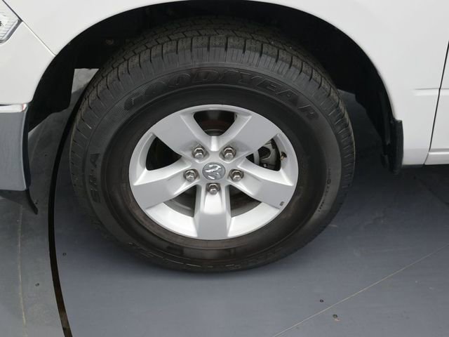 Used 2024 RAM 1500 Classic SLT image 9