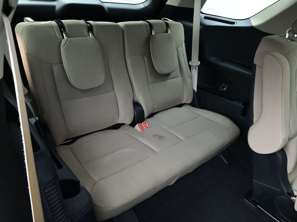 Certified 2022 Ford Explorer XLT w/ Class IV Trailer Tow Package image 48