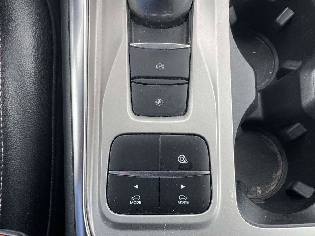 Certified 2022 Ford Explorer Limited w/ Equipment Group 301A RWD image 24