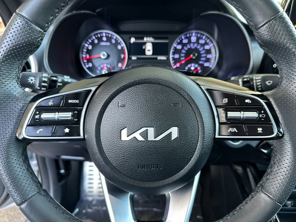 Used 2023 Kia Forte GT-Line w/ GT-Line Premium Package FWD image 22