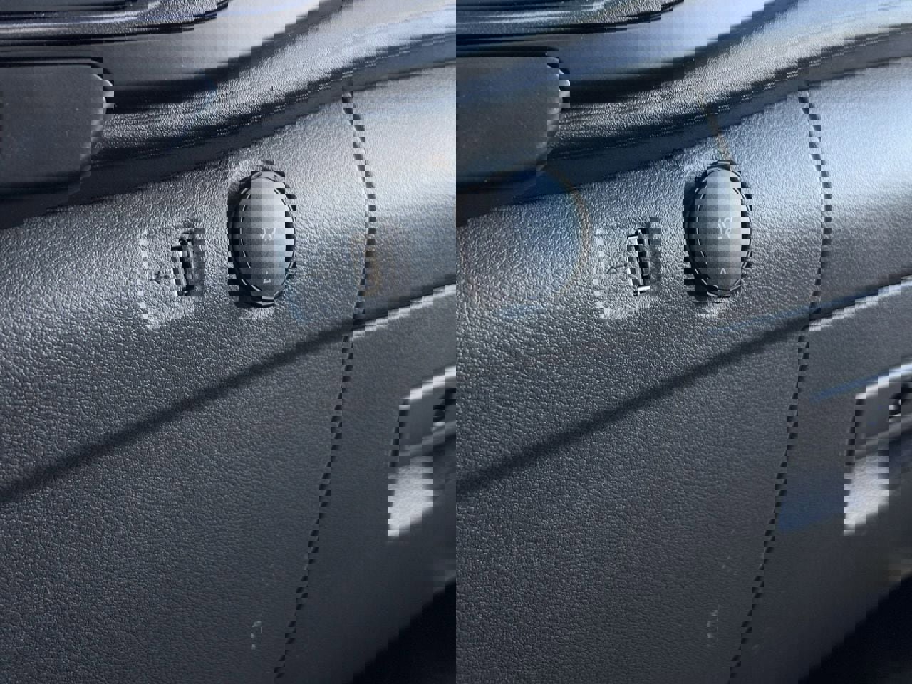 Certified 2023 Ford Transit 250 Base image 22