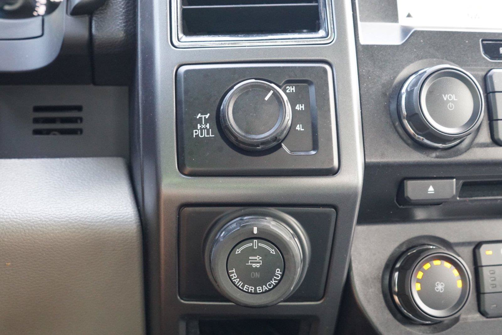 Certified 2018 Ford F150 XLT w/ Equipment Group 302A Luxury AWD/4WD image 14