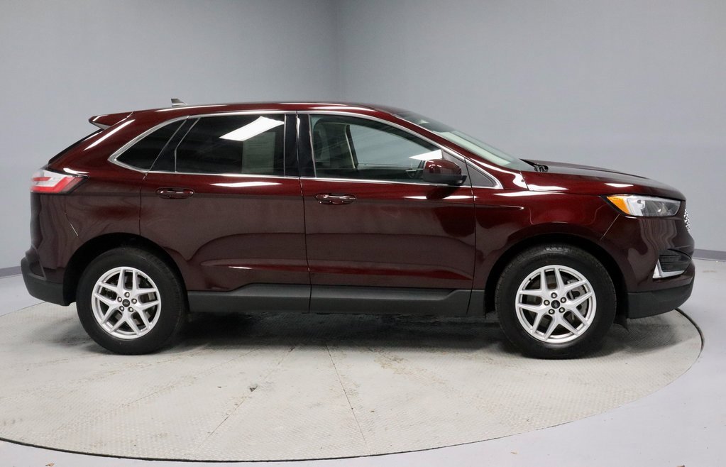Certified 2024 Ford Edge SEL w/ Convenience Package image 6