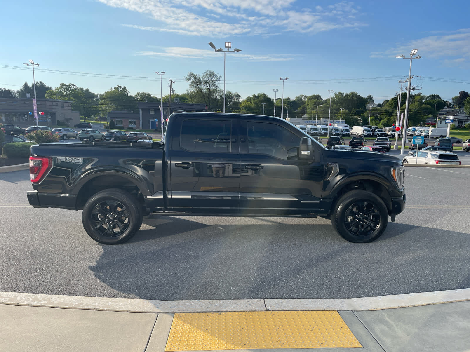 Certified 2023 Ford F150 Platinum w/ Equipment Group 701A High AWD/4WD image 6