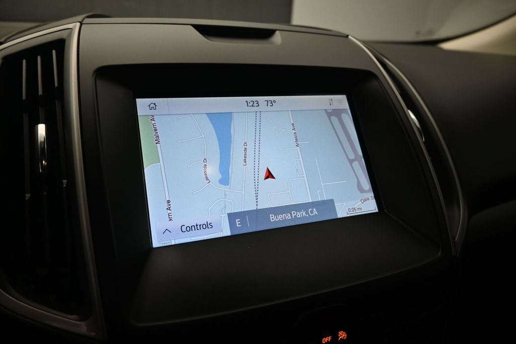 Certified 2020 Ford Edge SEL w/ Convenience Package FWD image 21