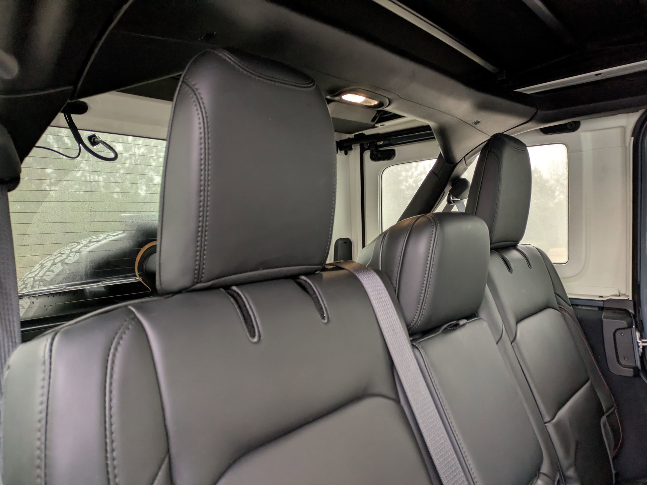 Used 2024 Jeep Wrangler Unlimited Rubicon w/ Technology Group image 39