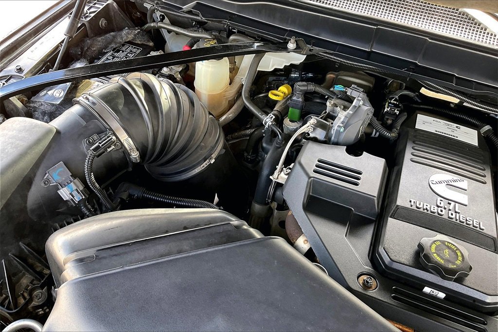 Used 2019 RAM 2500 Laramie image 32