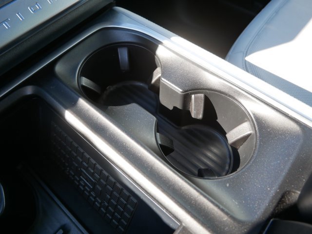 Certified 2025 Ford Expedition Platinum image 27