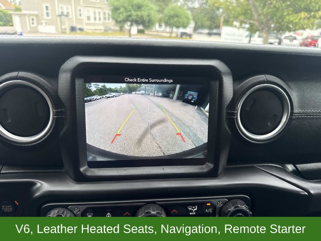 Used 2018 Jeep Wrangler Unlimited Sahara AWD/4WD image 22