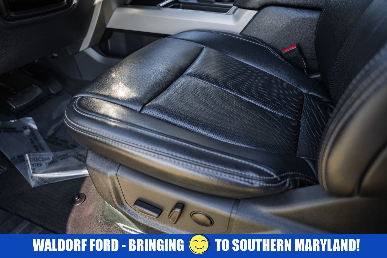 Certified 2022 Ford F250 Lariat w/ Lariat Value Package image 40