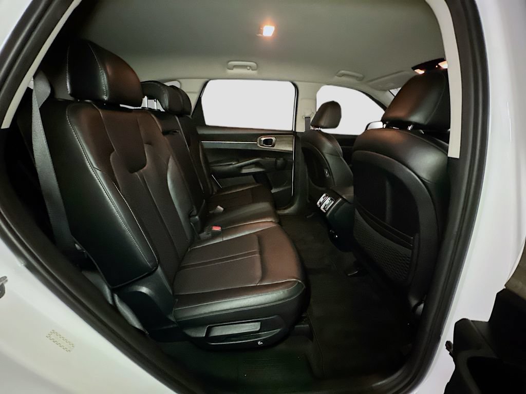 Used 2022 Kia Sorento S AWD/4WD image 38