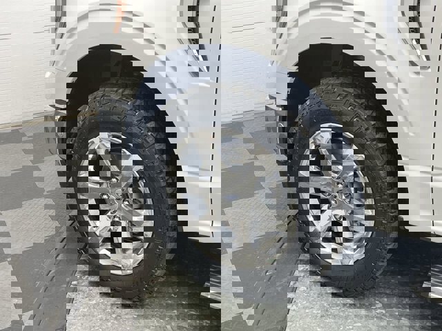 Certified 2021 Ford F150 Lariat w/ Equipment Group 502A High image 37