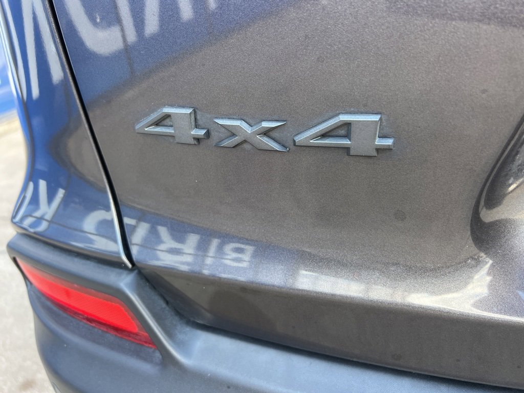 Used 2022 Jeep Cherokee Trailhawk image 16