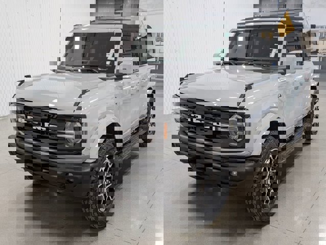 Certified 2022 Ford Bronco Outer Banks image 3