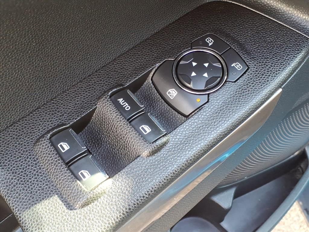 Certified 2019 Ford EcoSport SE image 13