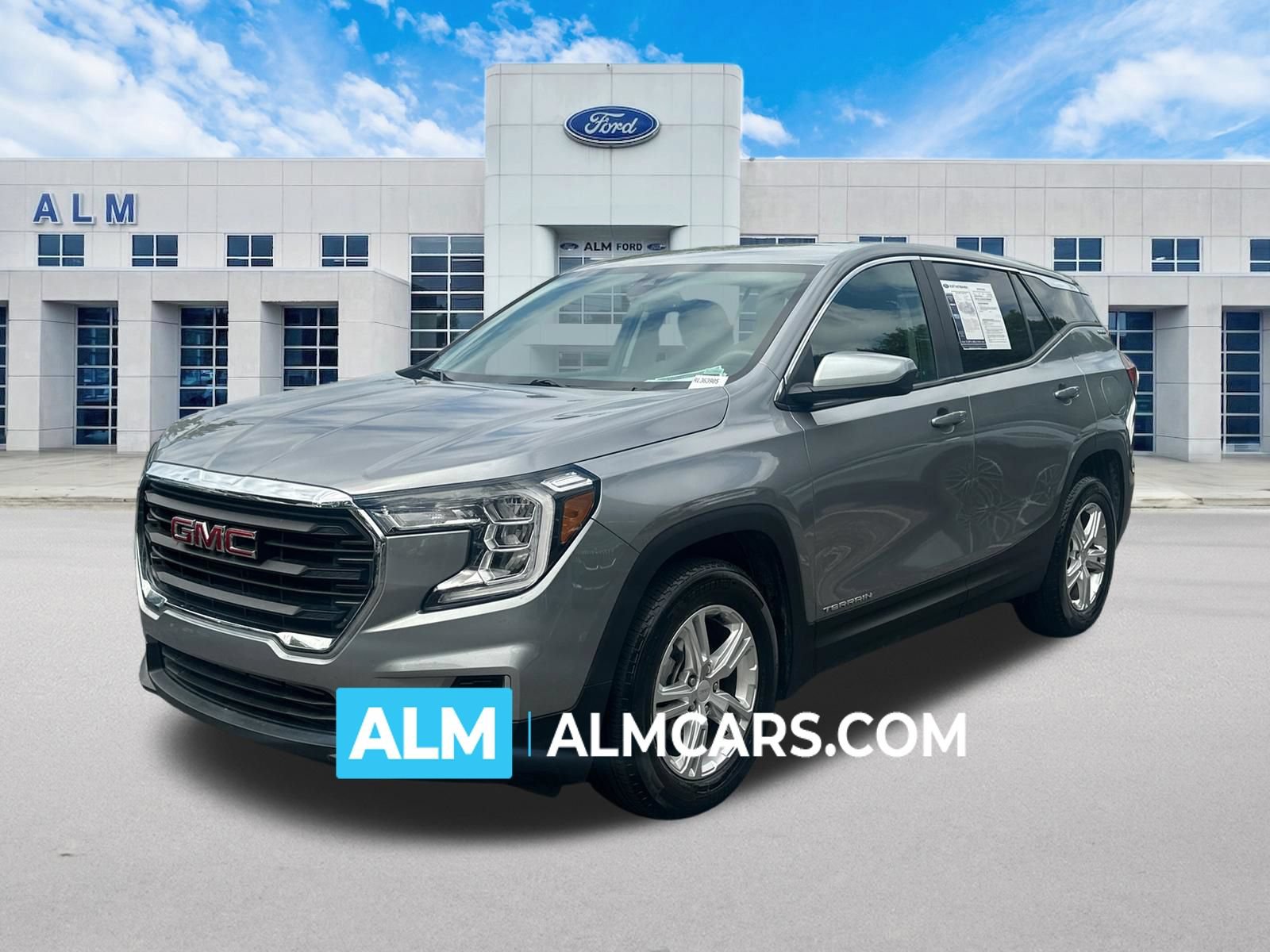Used 2024 GMC Terrain SLE
