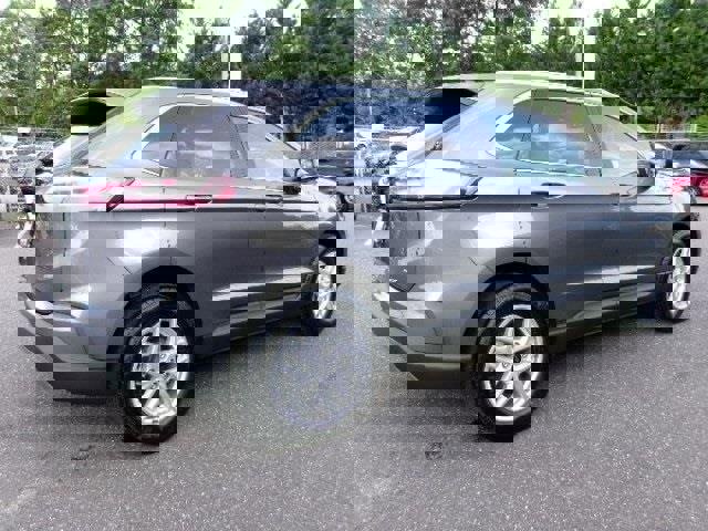 Certified 2022 Ford Edge SEL w/ Convenience Package image 2