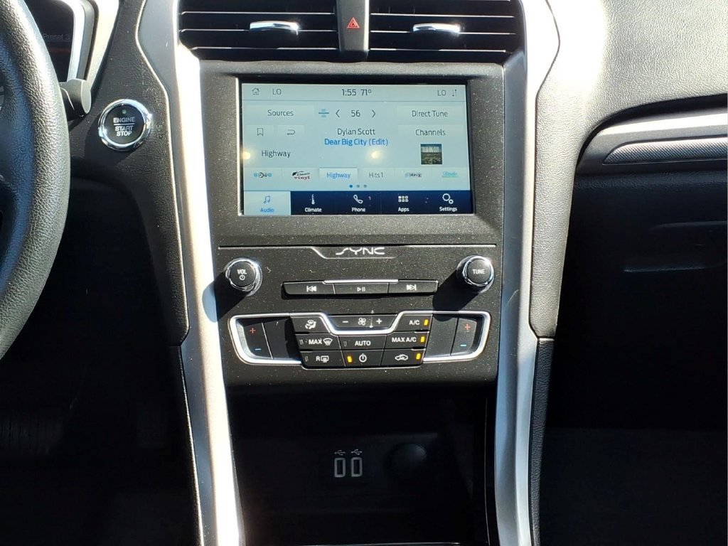 Certified 2020 Ford Fusion SE FWD image 14