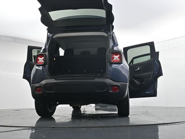 Used 2022 Jeep Renegade Sport w/ Sport Appearance Group AWD/4WD image 47