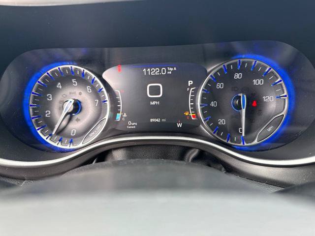 Used 2022 Chrysler Pacifica Touring-L FWD image 29