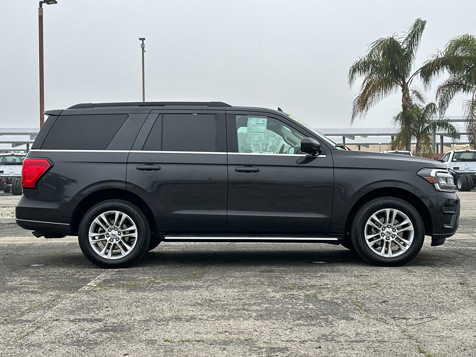 Certified 2022 Ford Expedition XLT image 6