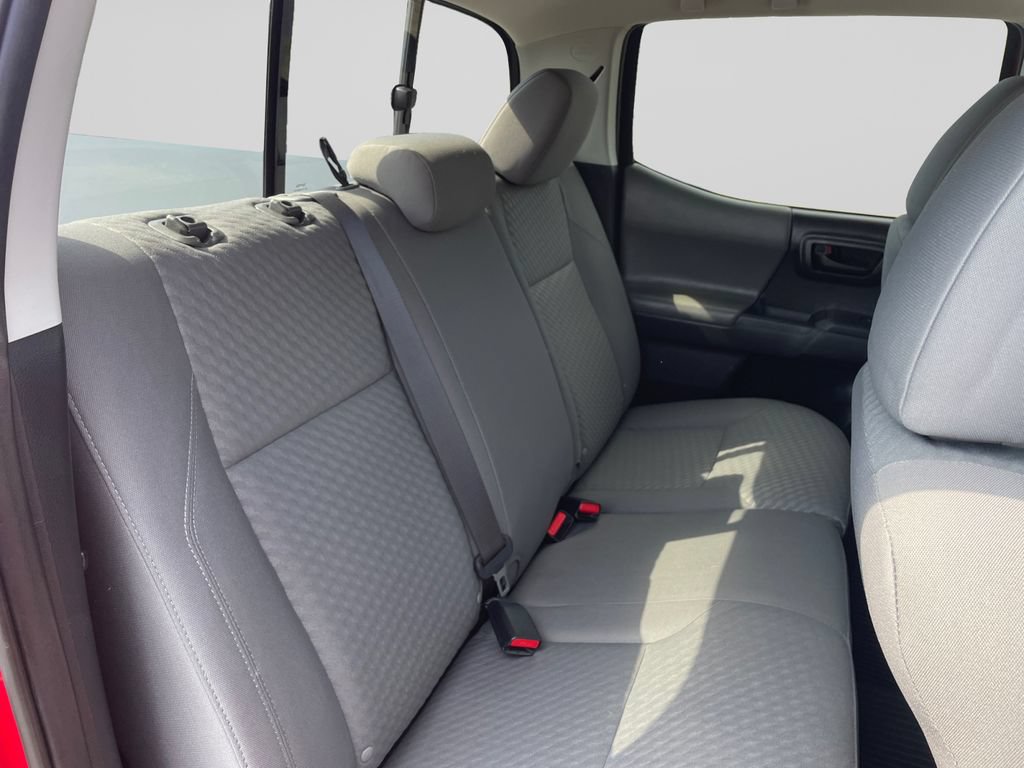 Used 2022 Toyota Tacoma SR AWD/4WD image 14