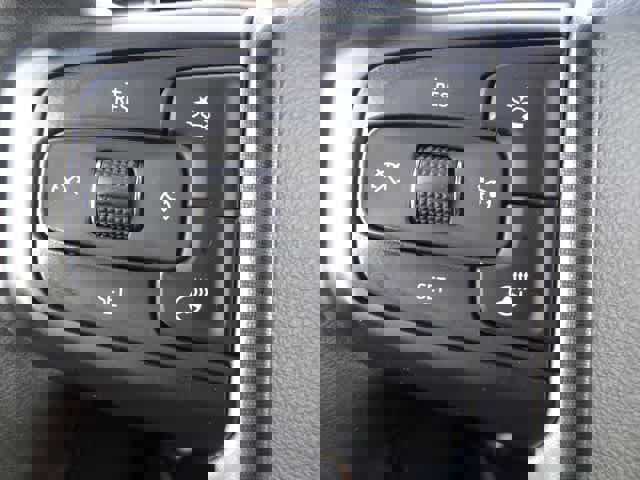 Used 2024 GMC Sierra 1500 SLT image 26