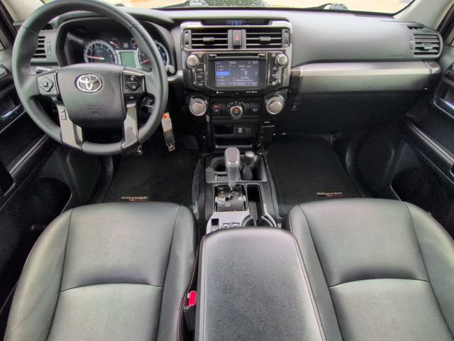 Used 2019 Toyota 4Runner TRD Off-Road Premium AWD/4WD image 17