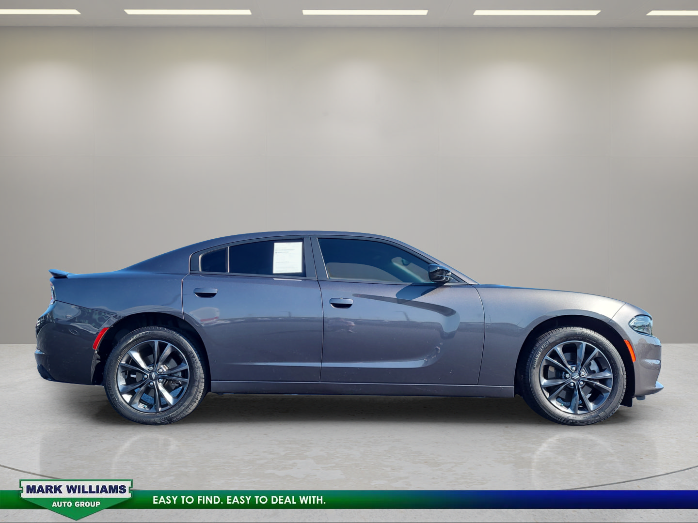 Used 2023 Dodge Charger SXT w/ Blacktop Package AWD/4WD image 2
