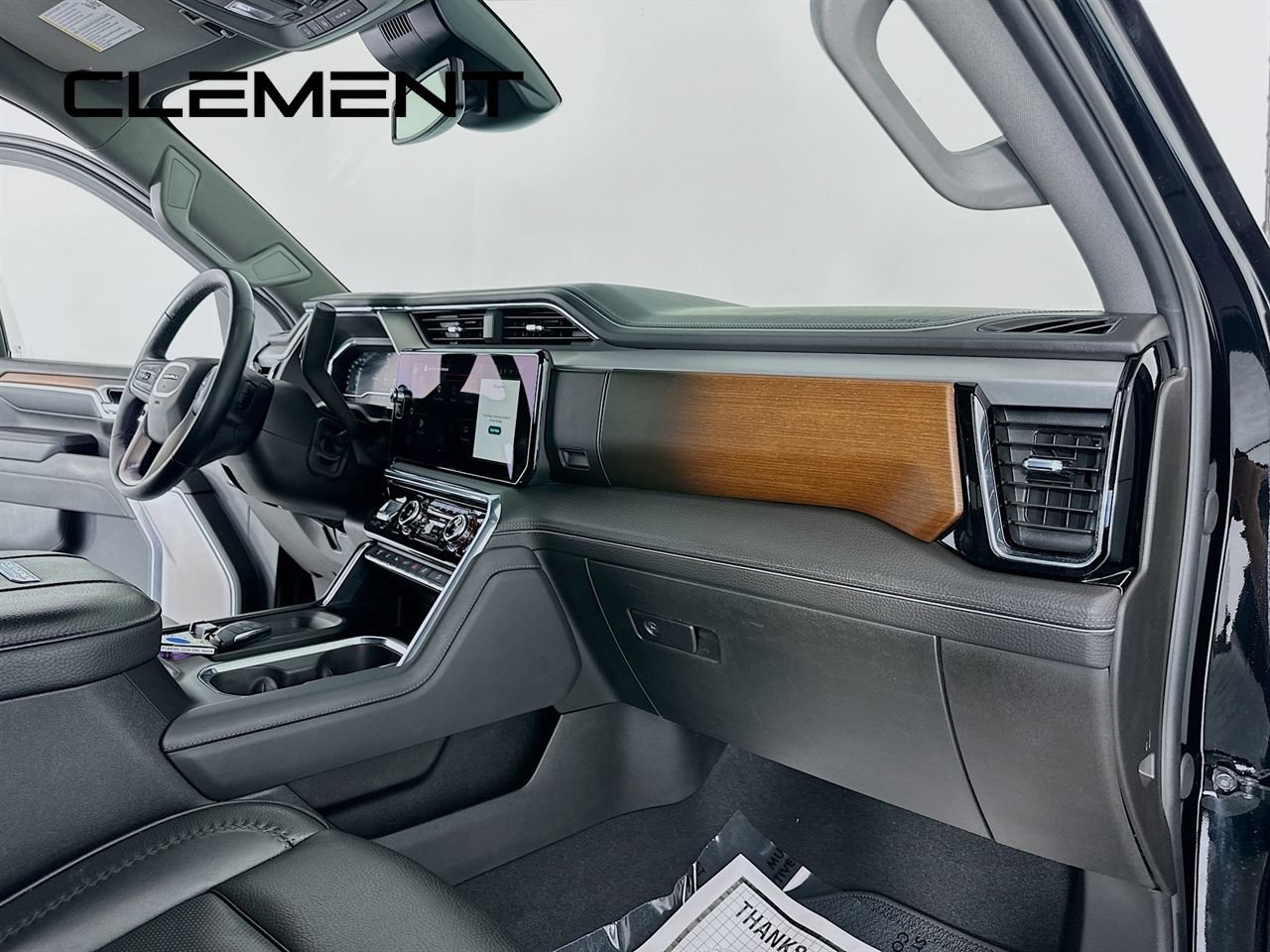 Used 2024 GMC Sierra 2500 Denali AWD/4WD image 35