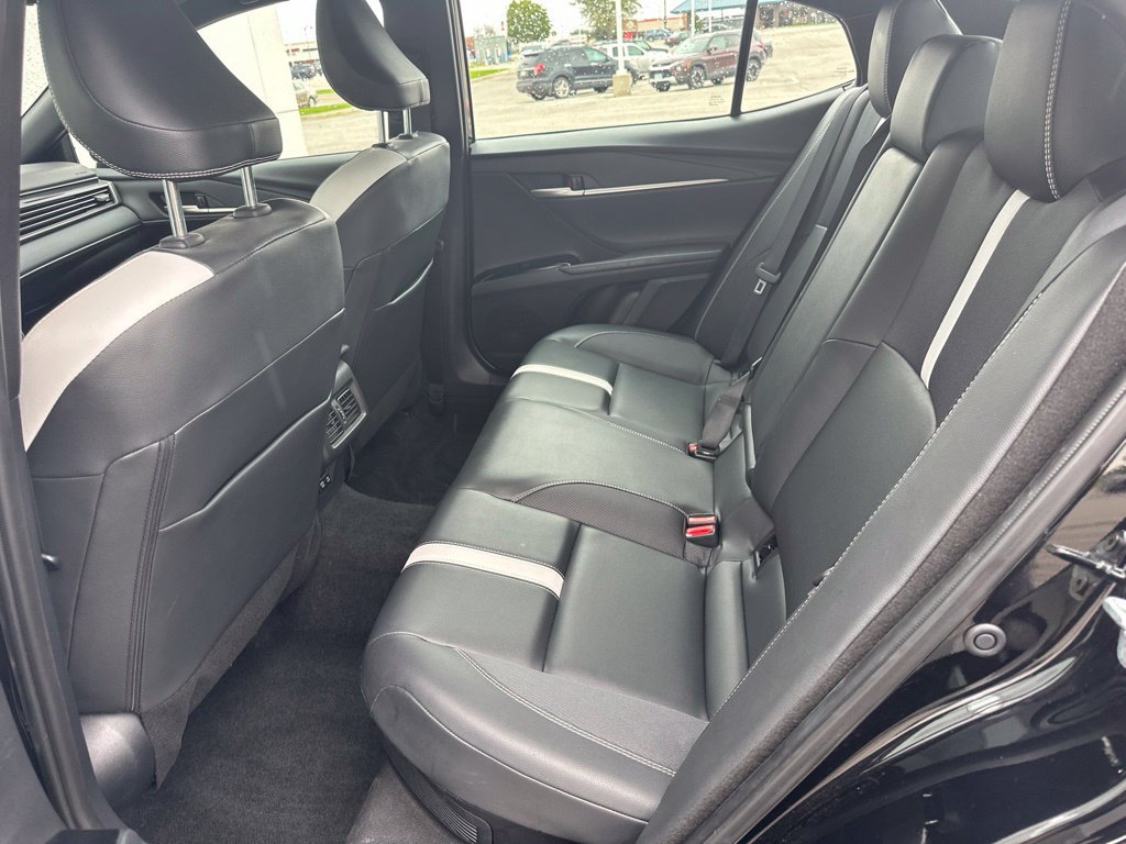 Used 2025 Toyota Camry SE FWD image 18