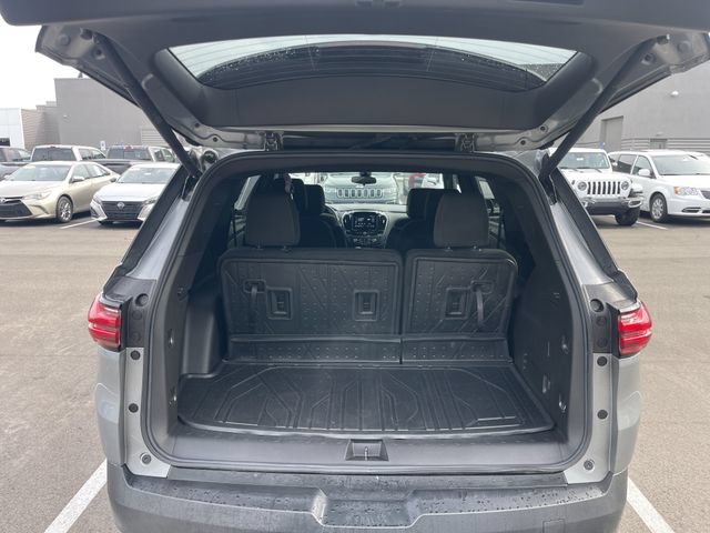 Used 2023 Chevrolet Traverse LT FWD image 18