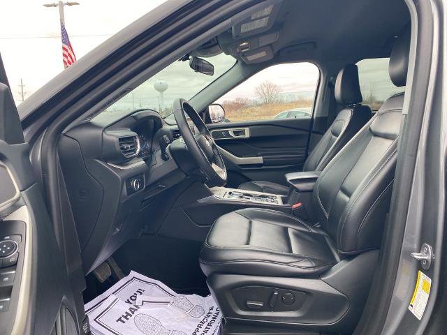 Certified 2023 Ford Explorer XLT w/ Equipment Group 202A image 21