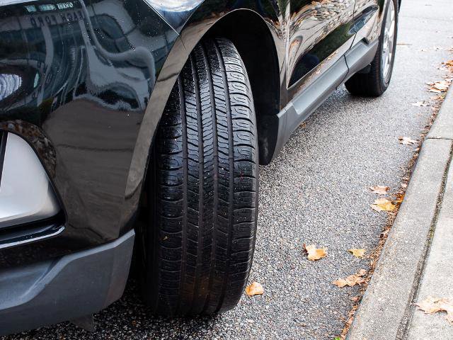 Certified 2024 Ford Edge SEL image 9