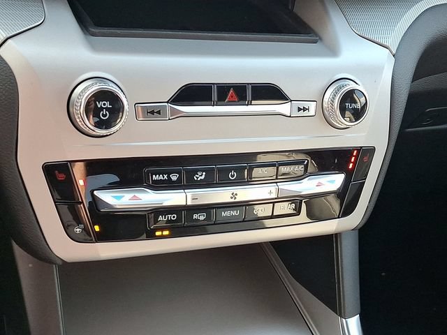 Certified 2023 Ford Explorer XLT w/ Equipment Group 202A AWD/4WD image 15