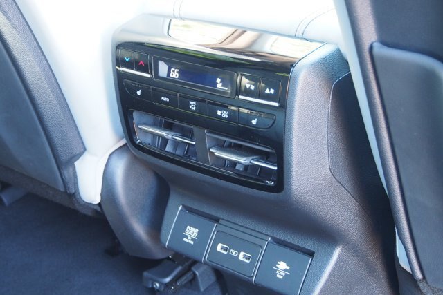 Used 2023 Acura MDX SH-AWD w/ Advance Package image 15